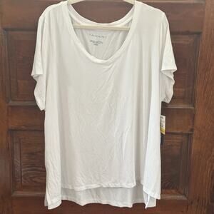 Tahari white oversized T-shirt women’s plus size 3X scoop neck, basic T-shirt